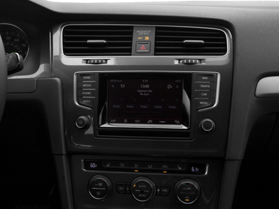 2016 Volkswagen e-Golf SE