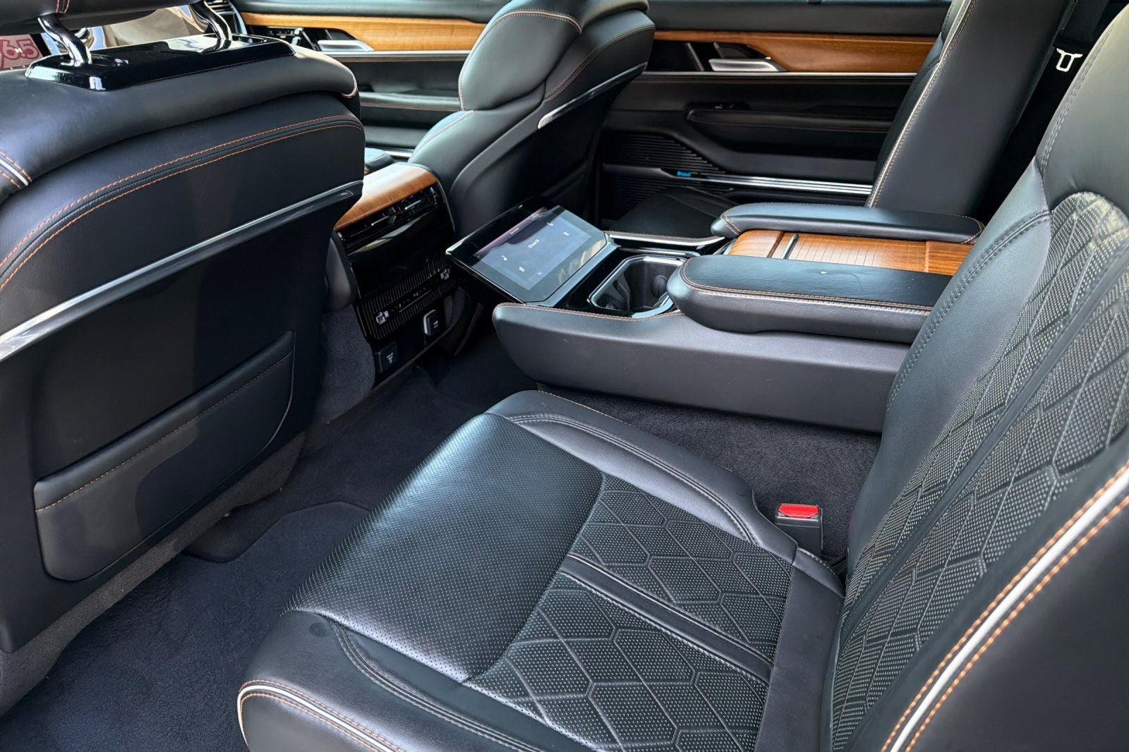 2024 Jeep Grand Wagoneer L Series III