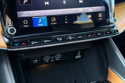 2024 Jeep Grand Wagoneer L Series III