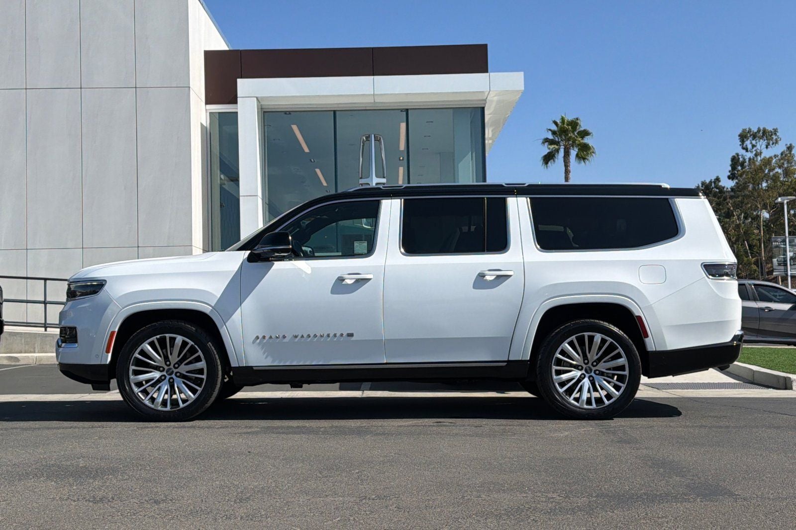 2024 Jeep Grand Wagoneer L Series III