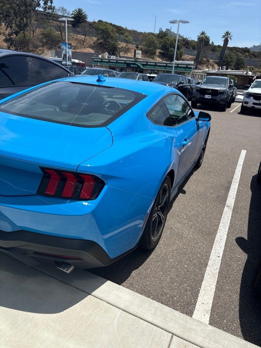 2025 Ford Mustang EcoBoost