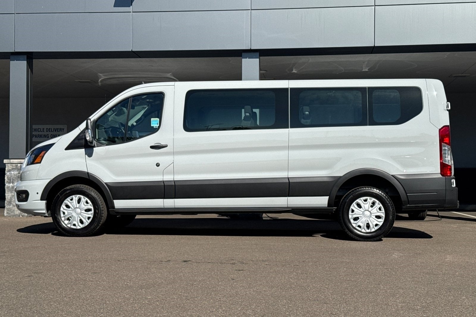 2024 Ford Transit-350 XLT