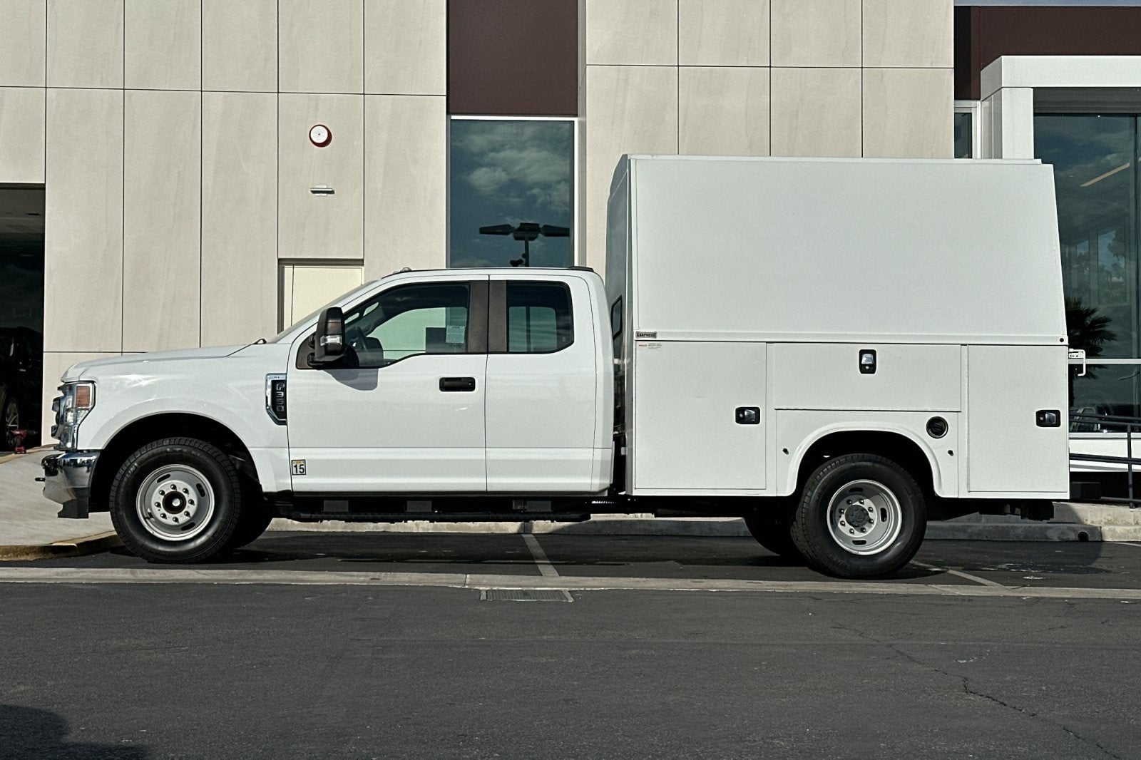 2022 Ford F-350SD XL DRW
