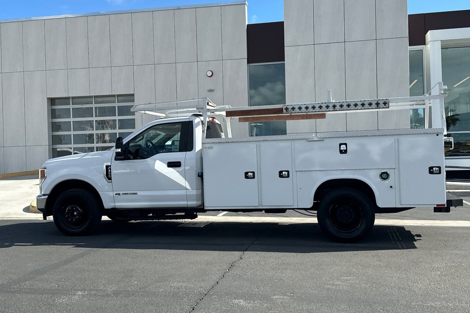 2022 Ford F-350SD XL DRW