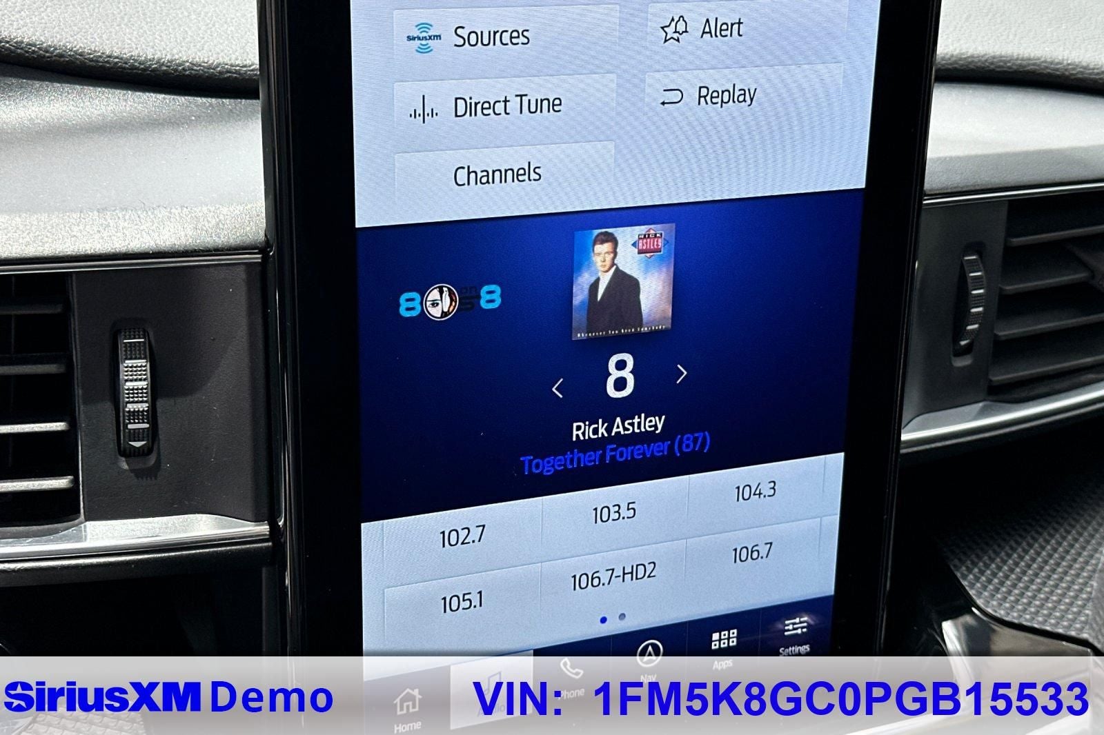 2023 Ford Explorer ST
