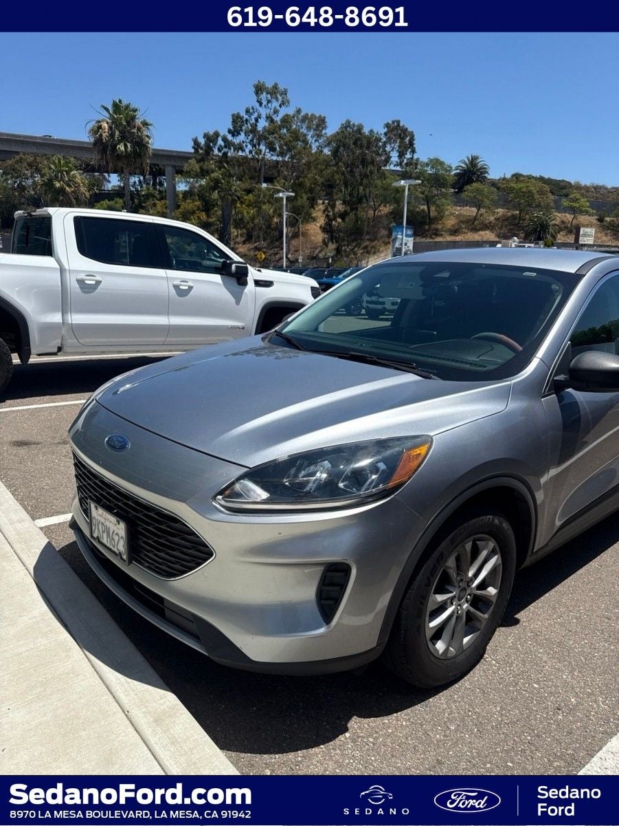 2022 Ford Escape SE