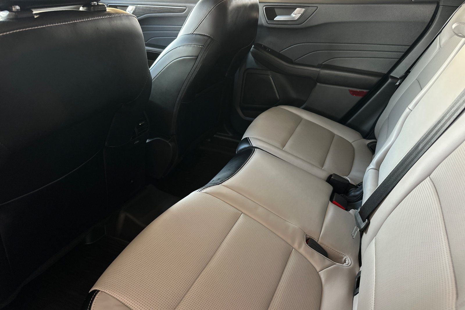 2025 Ford Escape Hybrid Platinum