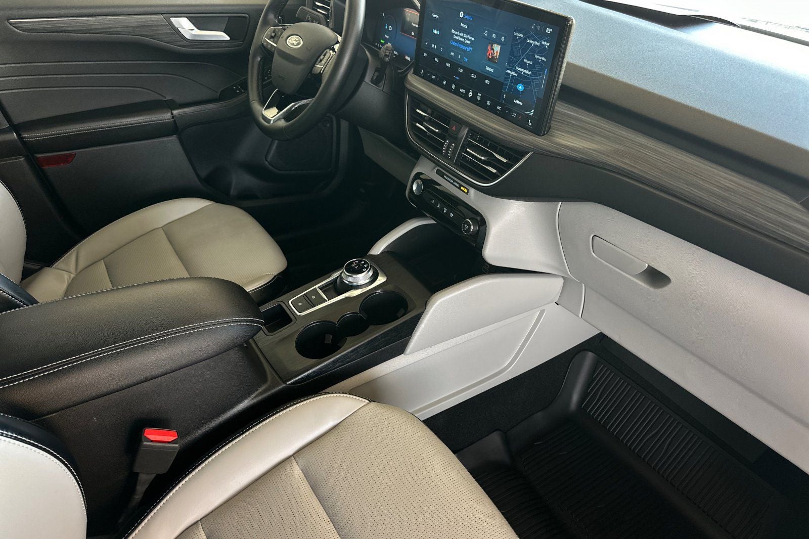 2025 Ford Escape Hybrid Platinum