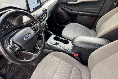 2022 Ford Escape Hybrid SE