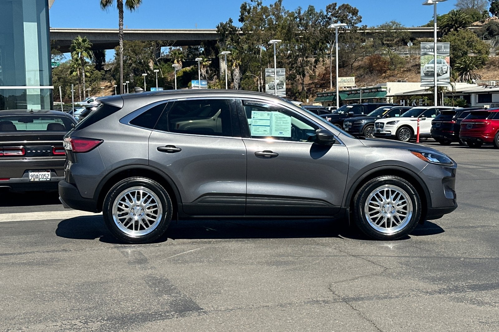 2022 Ford Escape Hybrid Titanium