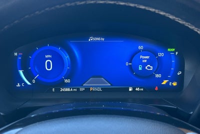2022 Ford Escape Hybrid Titanium