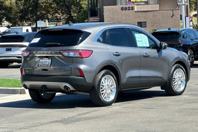 2022 Ford Escape Hybrid Titanium