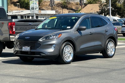 2022 Ford Escape Hybrid Titanium