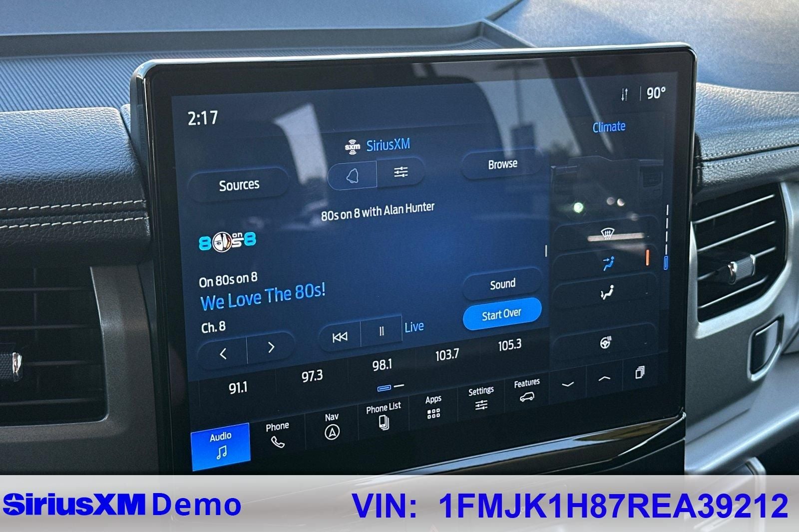 2024 Ford Expedition Max XLT