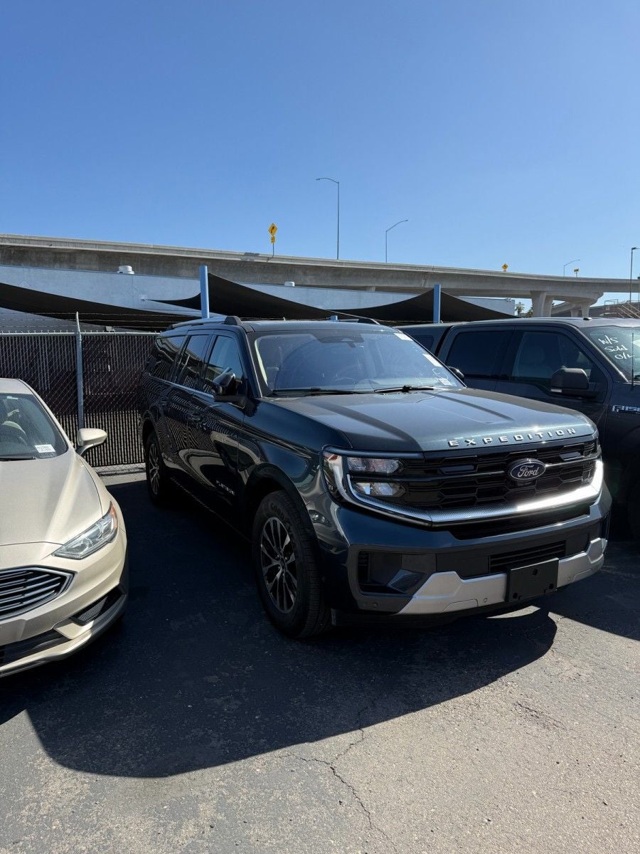 2025 Ford Expedition Max Platinum