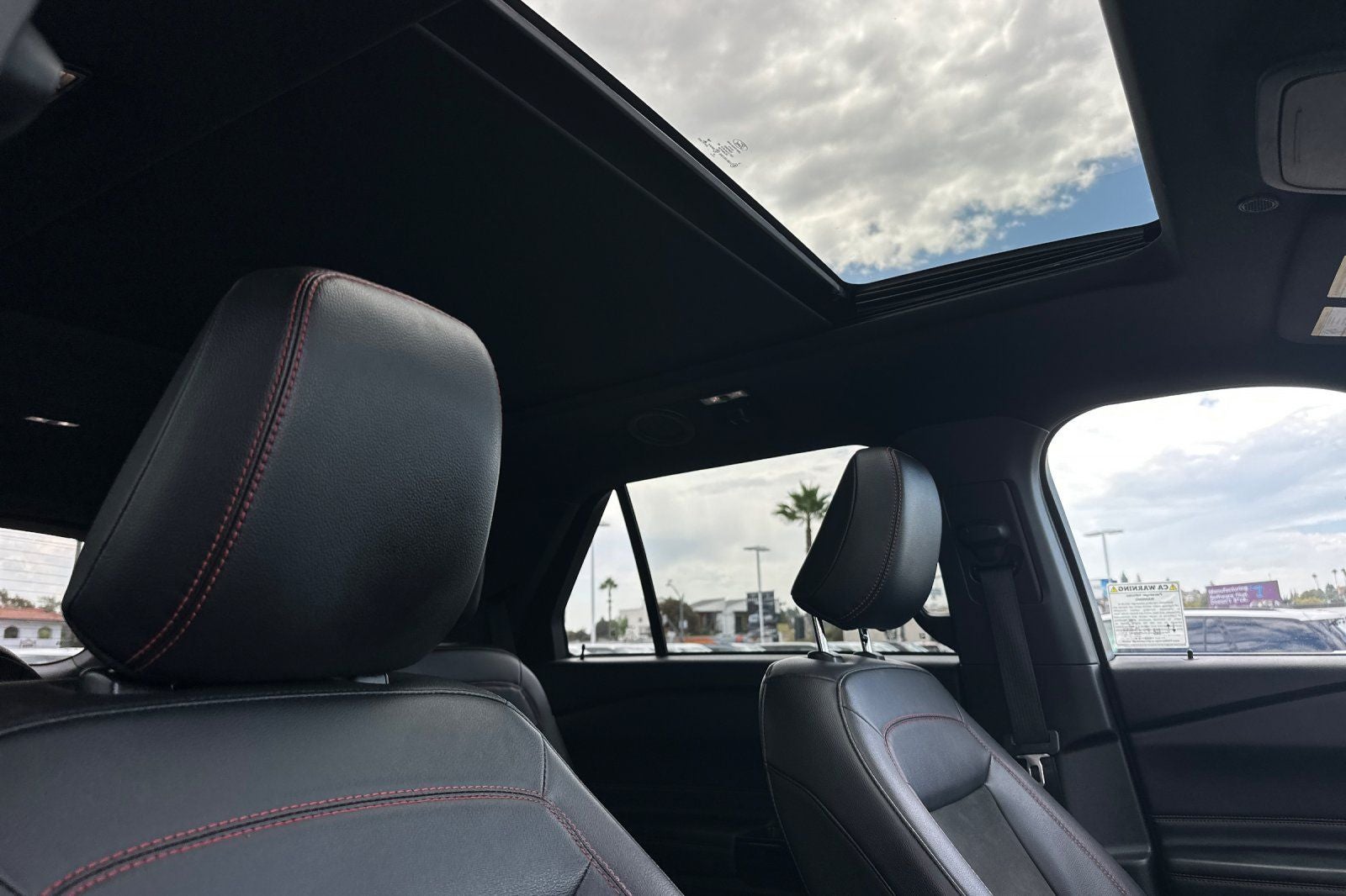 2023 Ford Explorer ST-Line