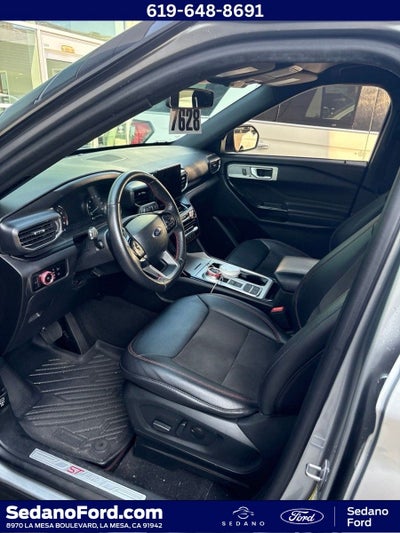 2023 Ford Explorer ST-Line