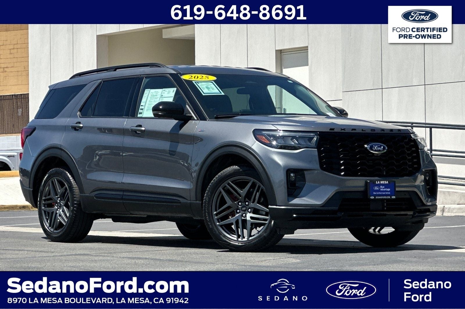 2025 Ford Explorer ST-Line