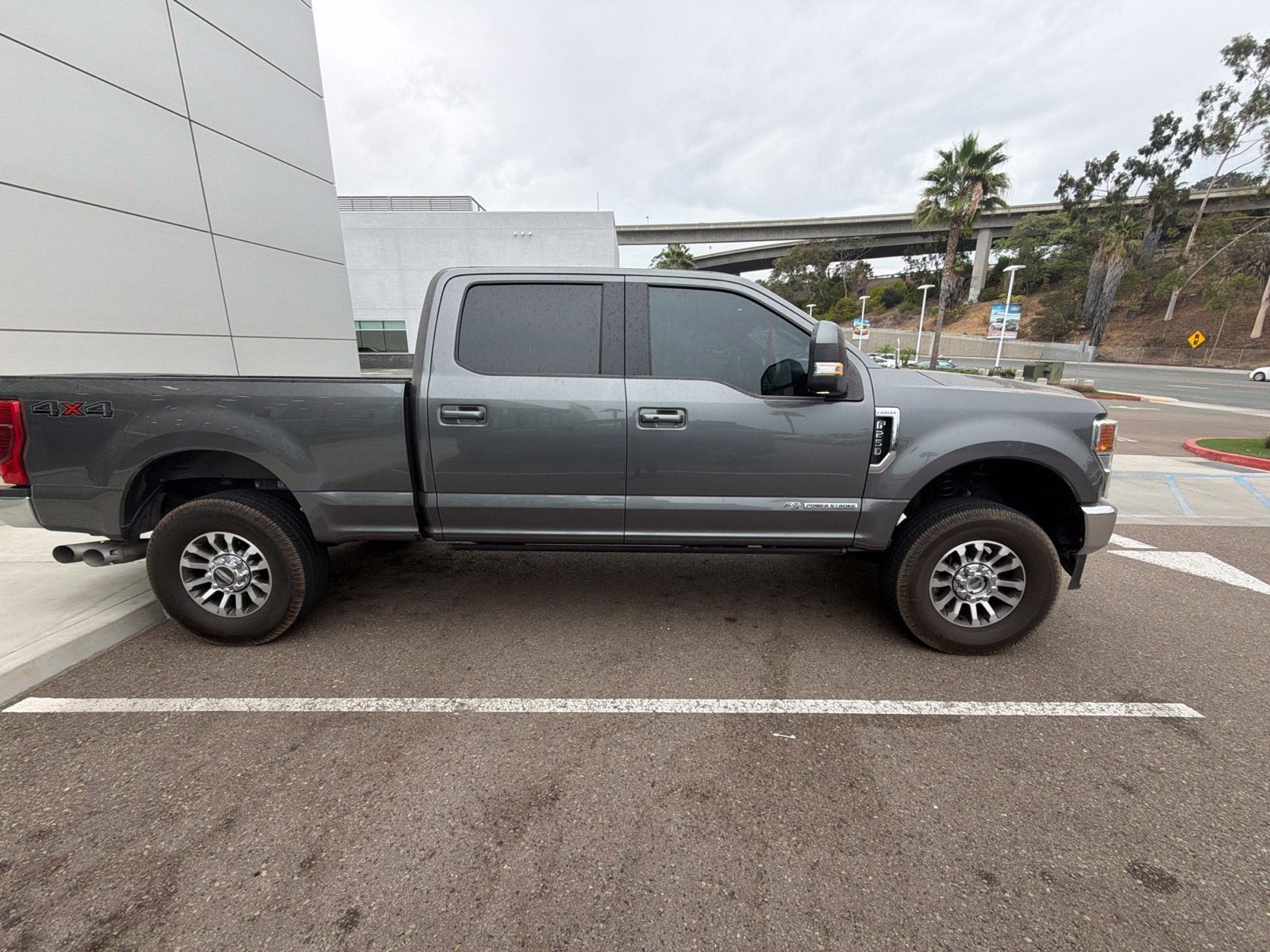 2022 Ford F-250SD Lariat