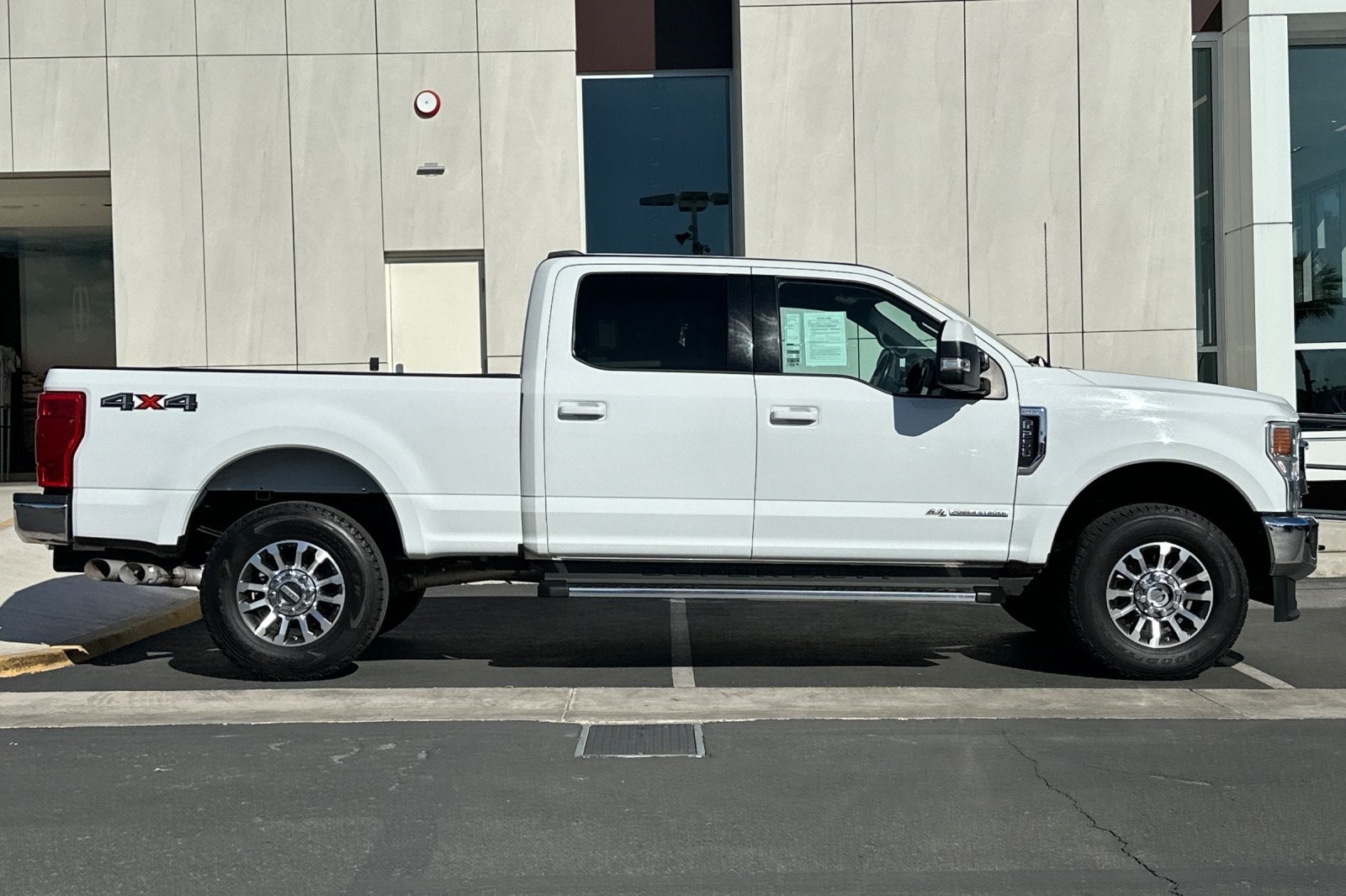 2022 Ford F-250SD Lariat