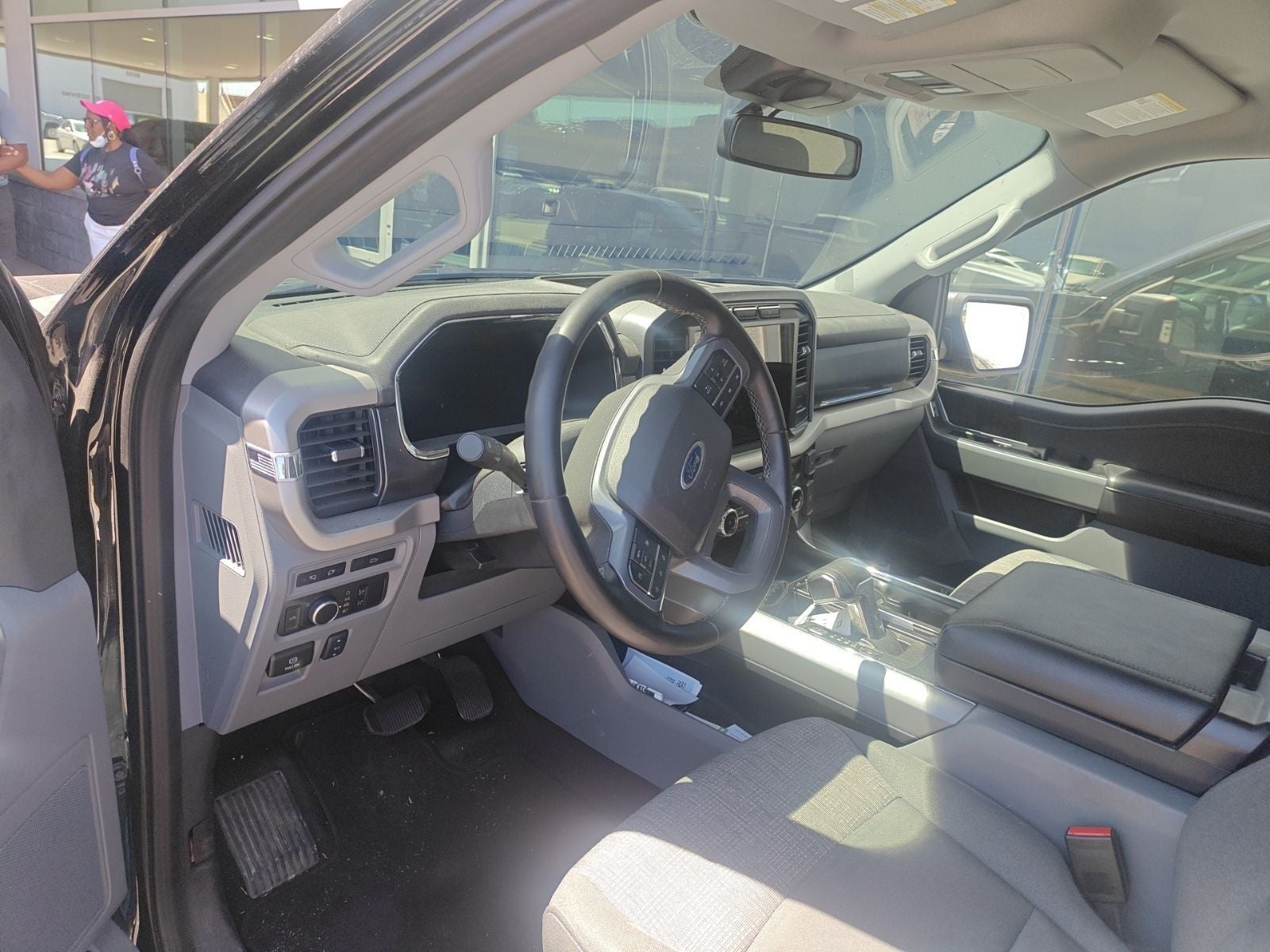 2023 Ford F-150 Lightning XLT