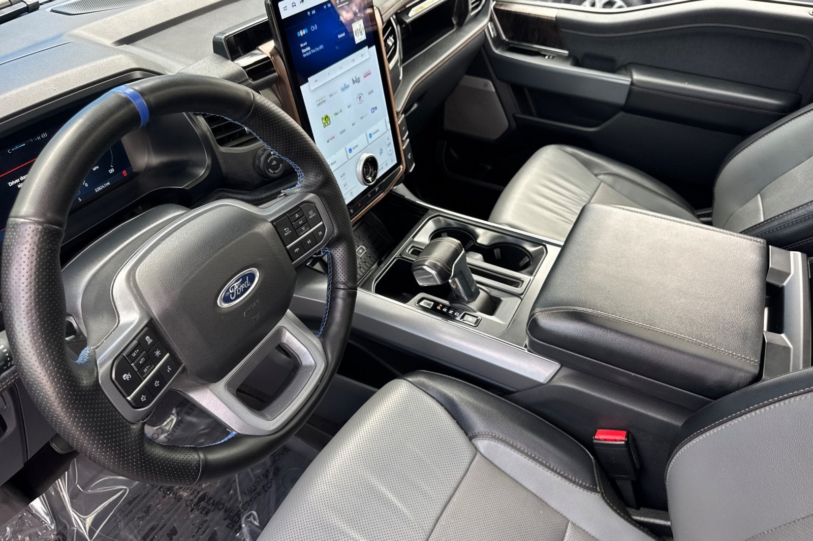 2023 Ford F-150 Lightning Lariat