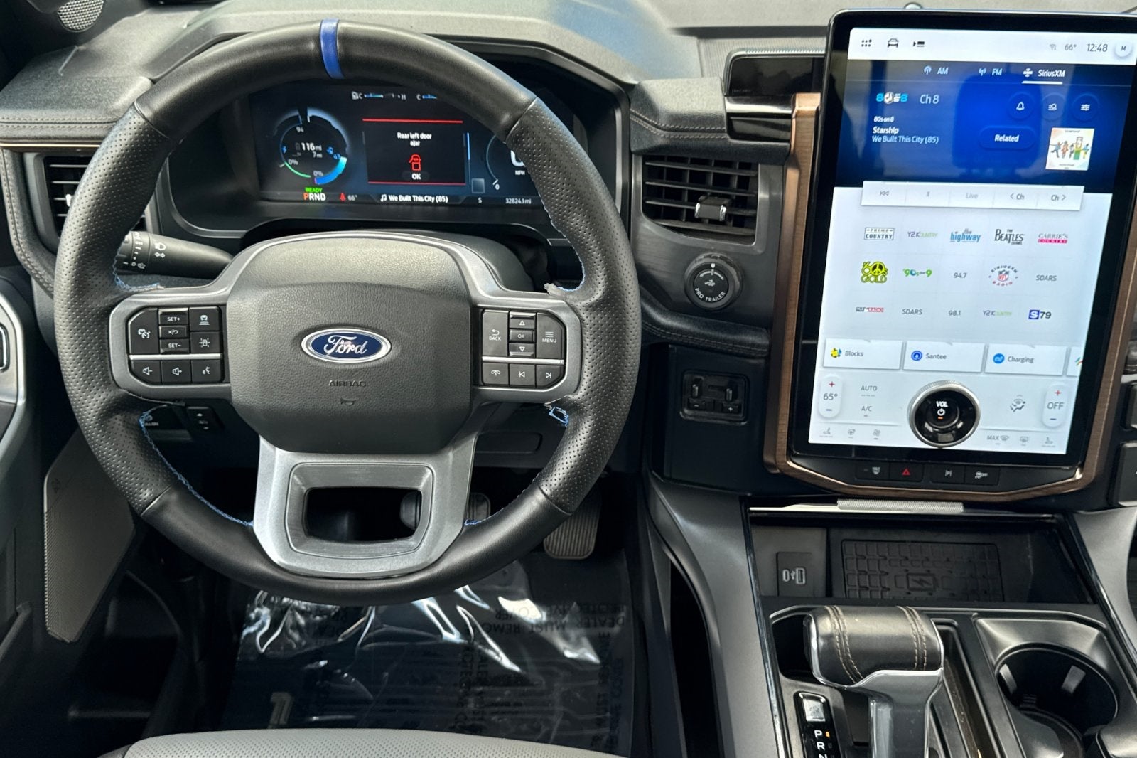 2023 Ford F-150 Lightning Lariat