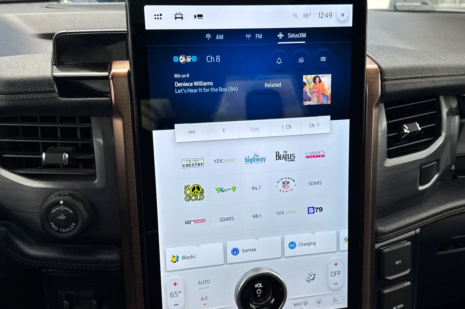 2023 Ford F-150 Lightning Lariat