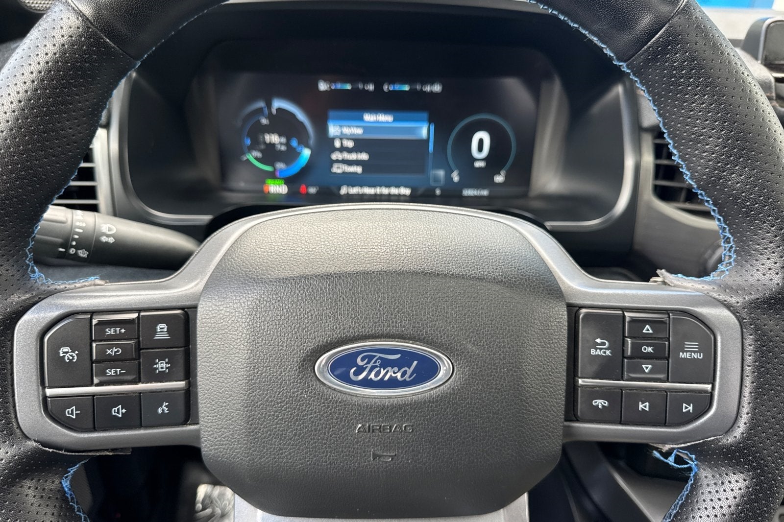 2023 Ford F-150 Lightning Lariat