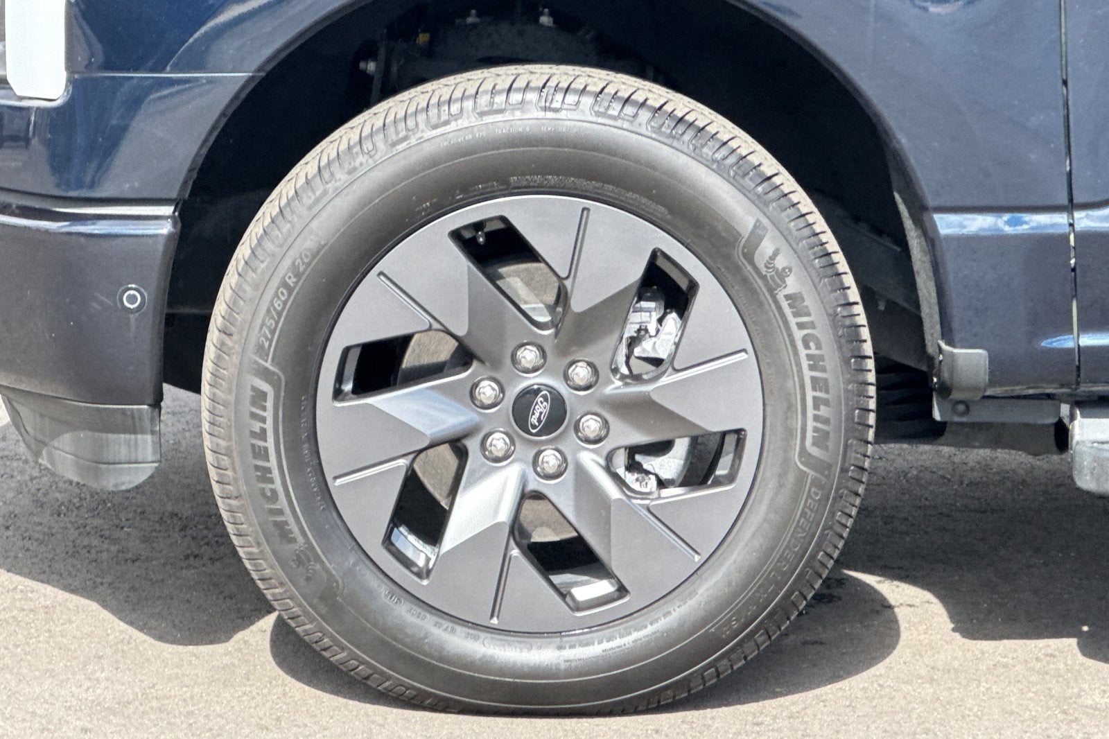 2023 Ford F-150 Lightning Lariat