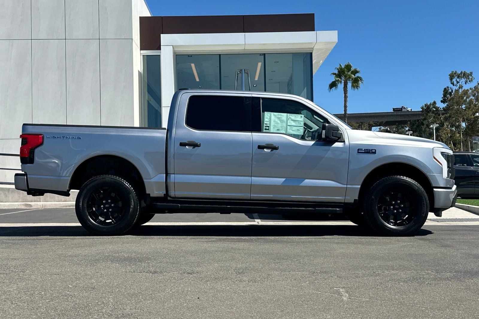 2025 Ford F-150 Lightning XLT
