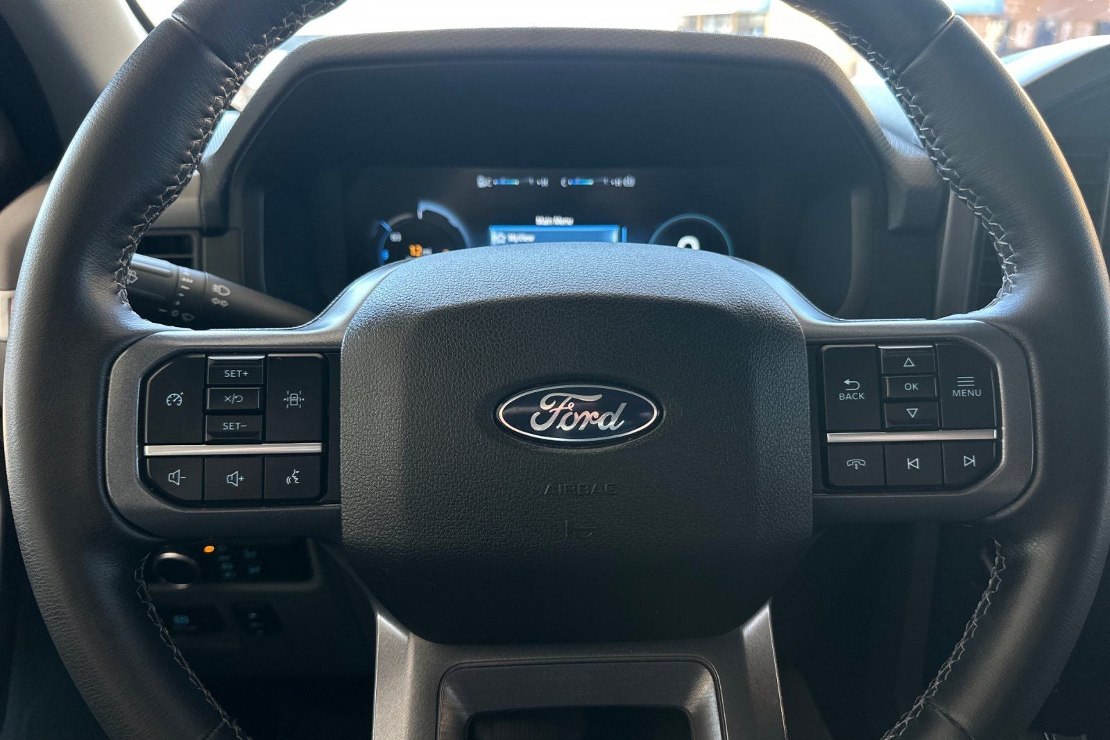2025 Ford F-150 Lightning XLT