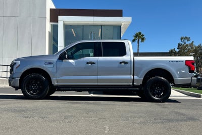 2025 Ford F-150 Lightning XLT