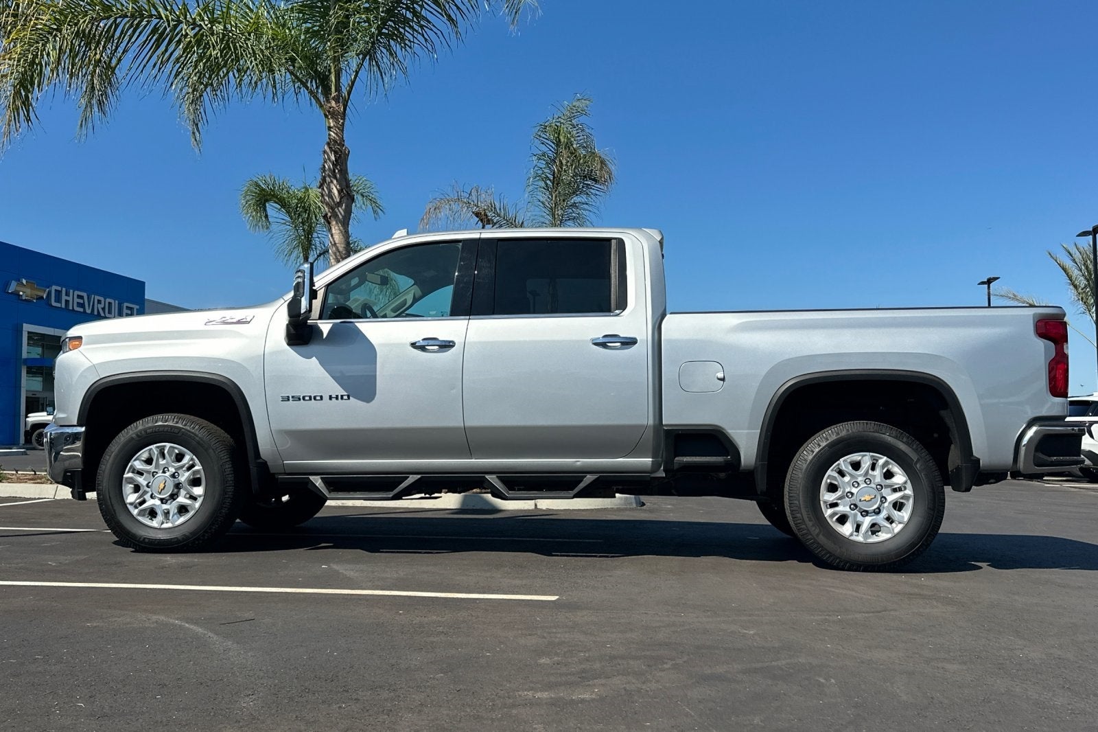 2023 Chevrolet Silverado 3500HD LTZ