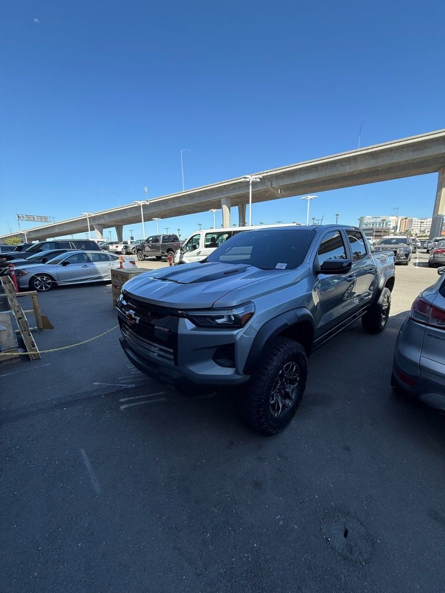 2025 Chevrolet Colorado ZR2