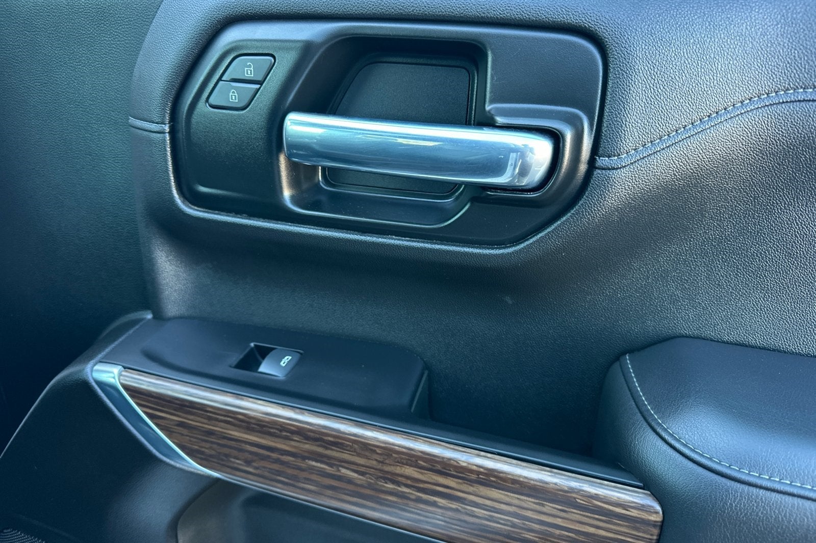 2022 Chevrolet Silverado 1500 LTD High Country