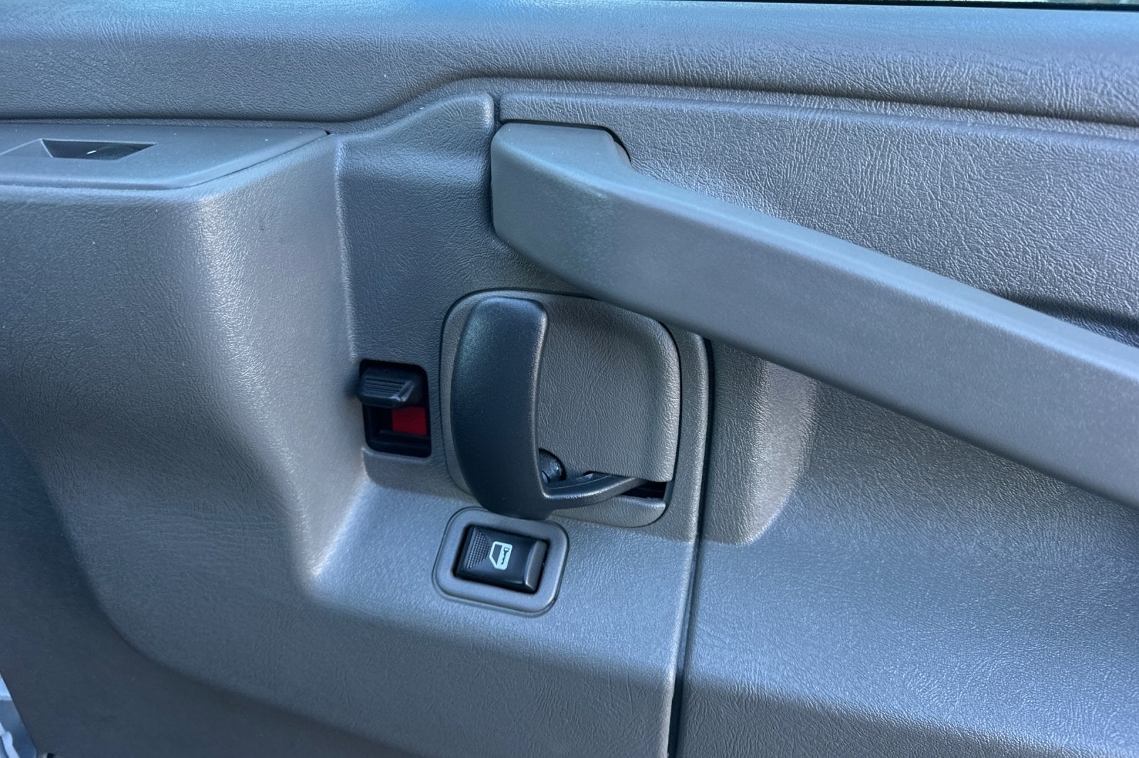 2023 GMC Savana 2500 Work Van