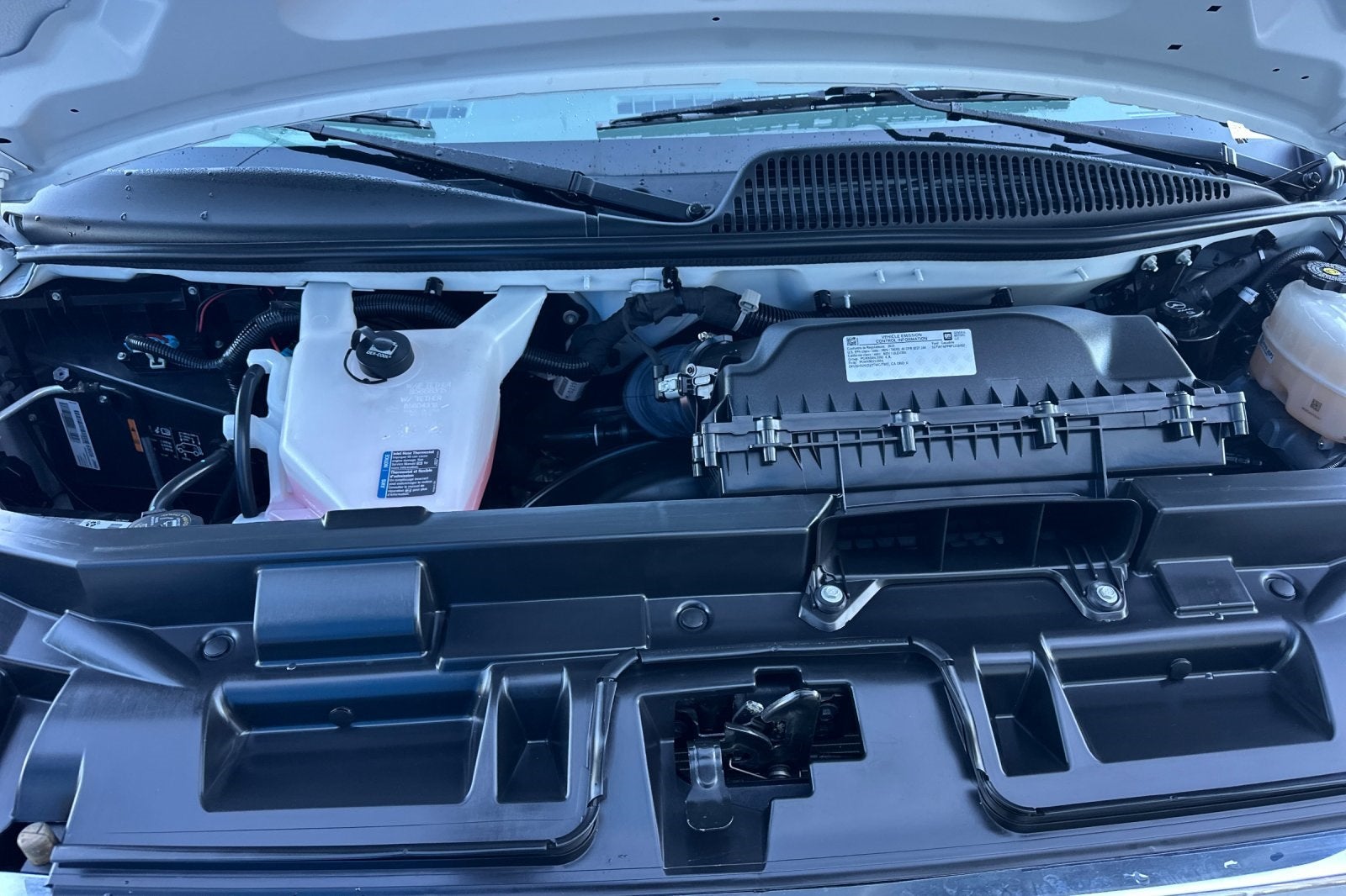 2023 GMC Savana 2500 Work Van