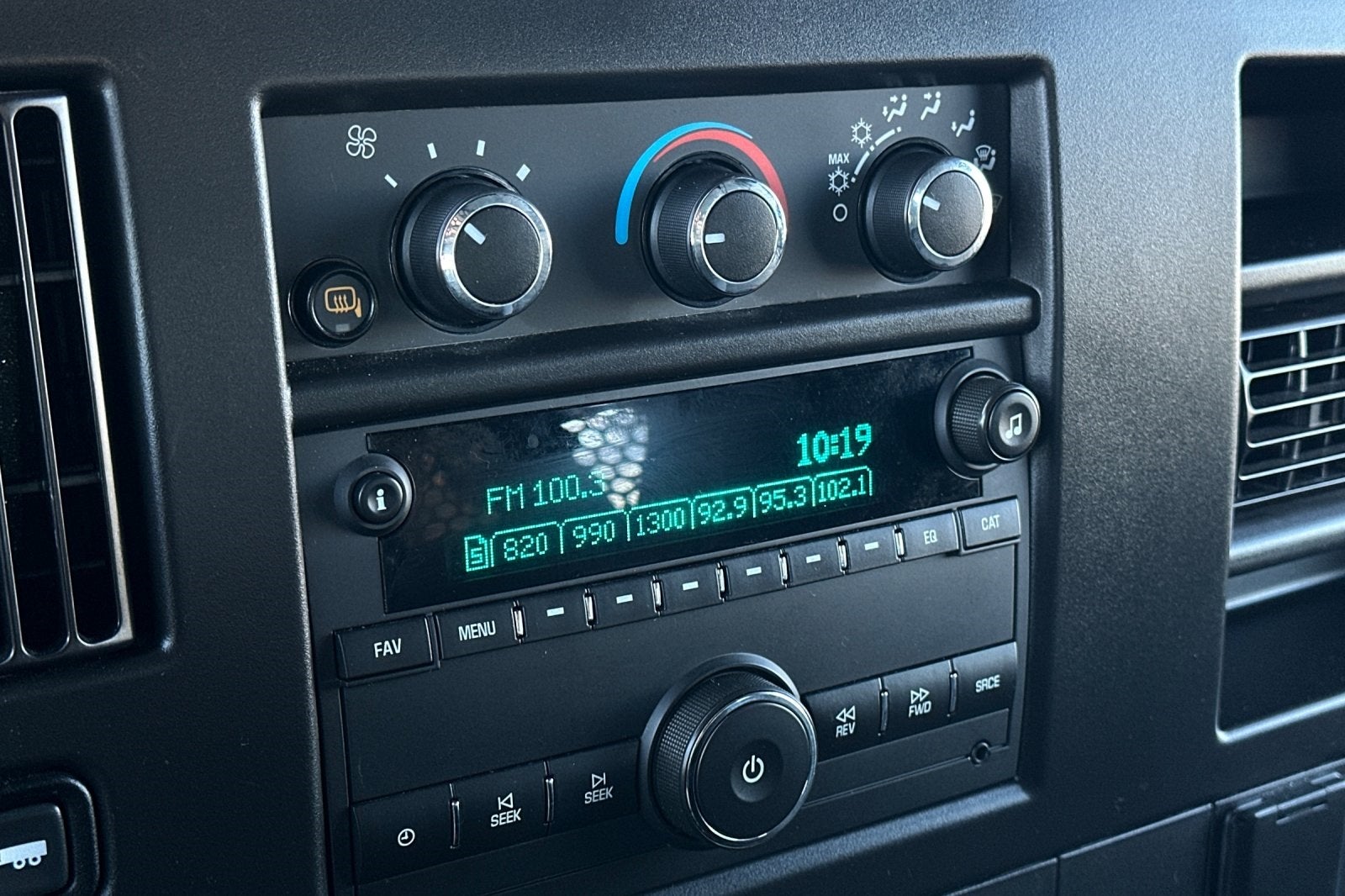 2023 GMC Savana 2500 Work Van