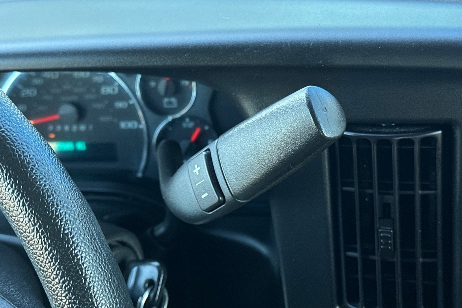 2023 GMC Savana 2500 Work Van