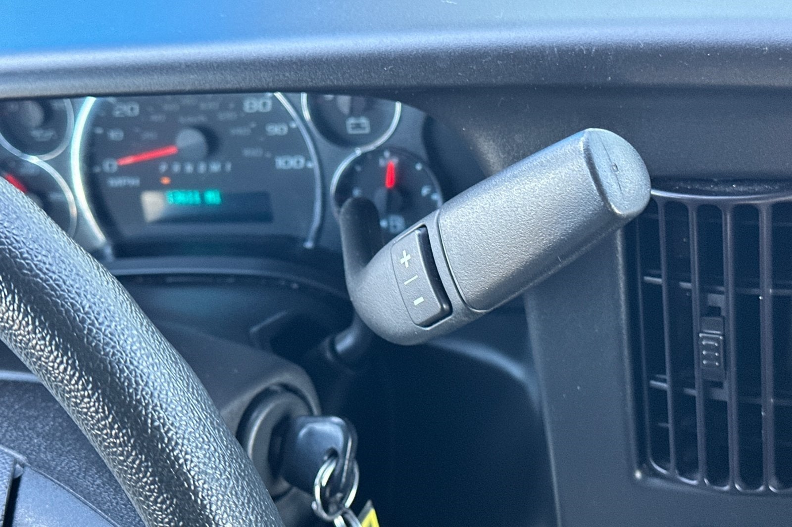 2023 GMC Savana 2500 Work Van