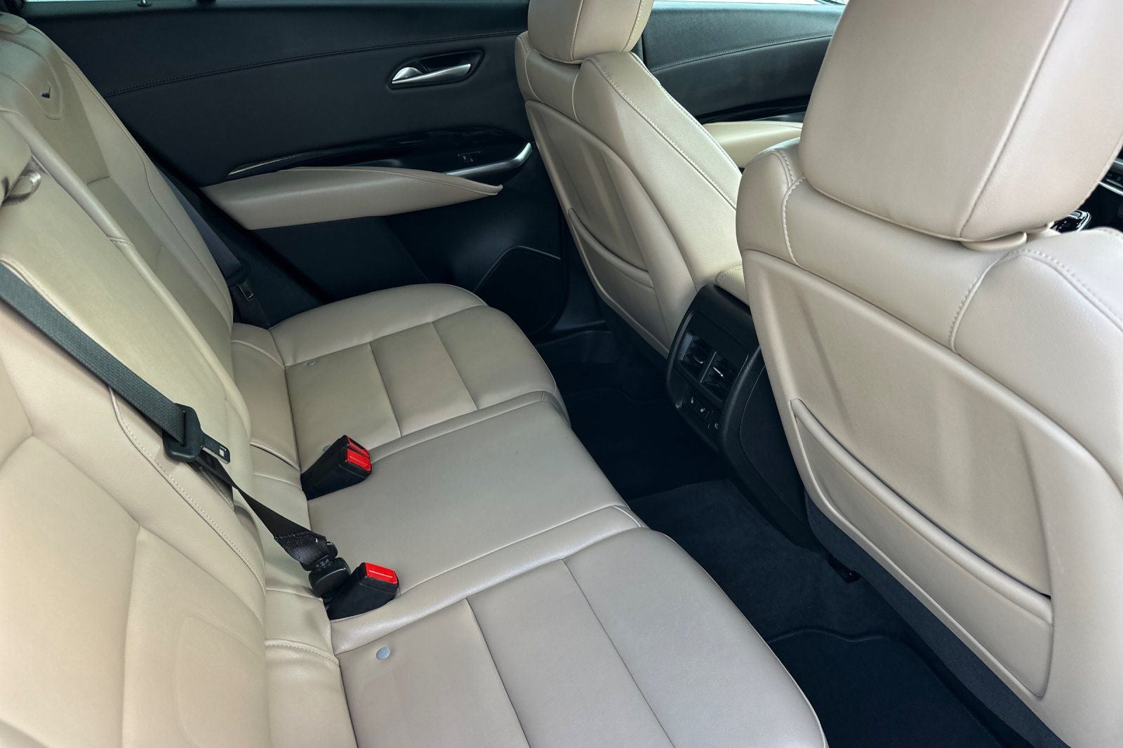 2024 Cadillac XT4 Luxury