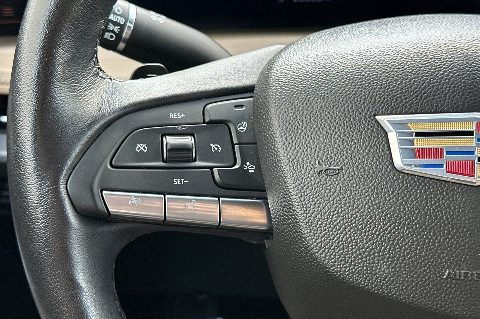 2024 Cadillac XT4 Luxury