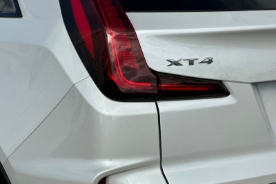 2024 Cadillac XT4 Luxury