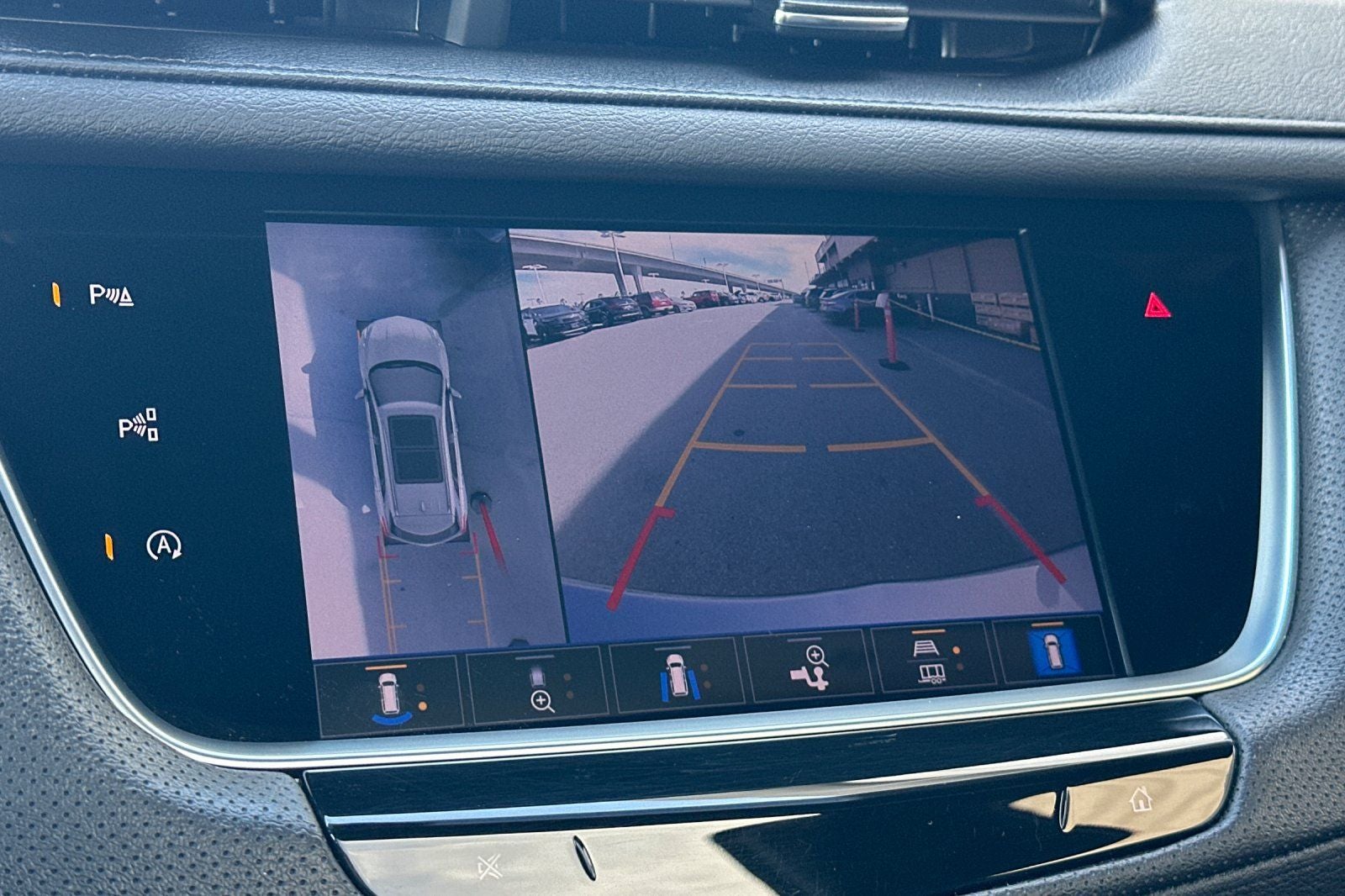 2022 Cadillac XT5 Sport