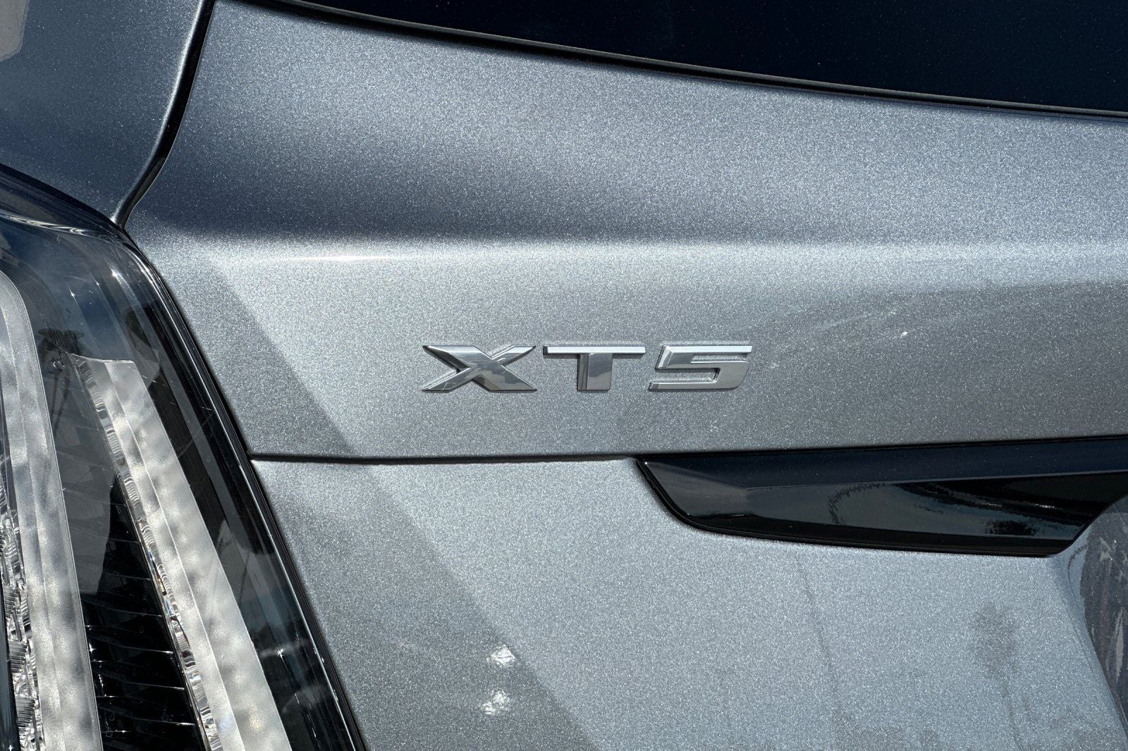 2022 Cadillac XT5 Sport