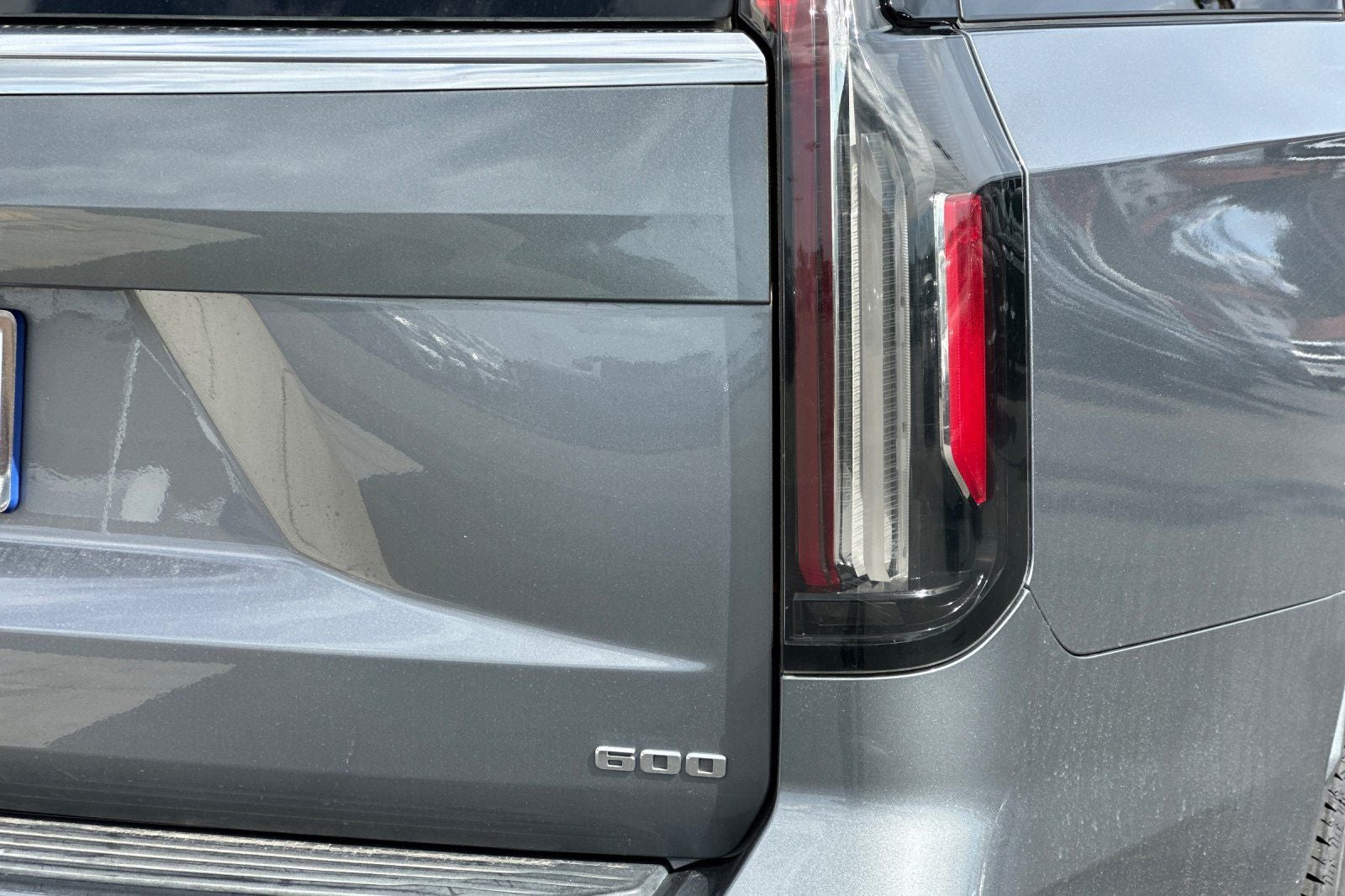 2022 Cadillac Escalade ESV Luxury