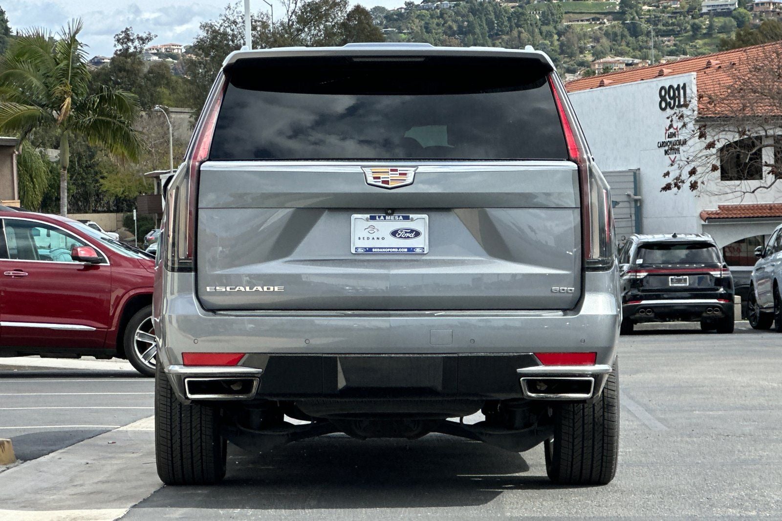 2022 Cadillac Escalade ESV Luxury