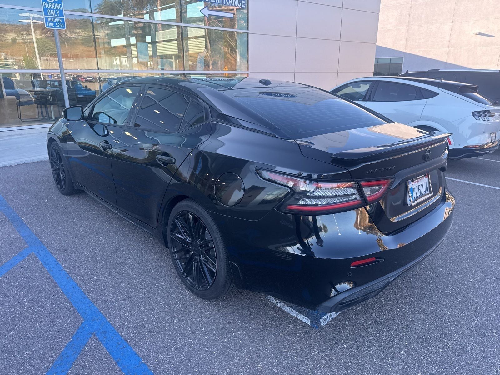 2019 Nissan Maxima SR Premium Pkg