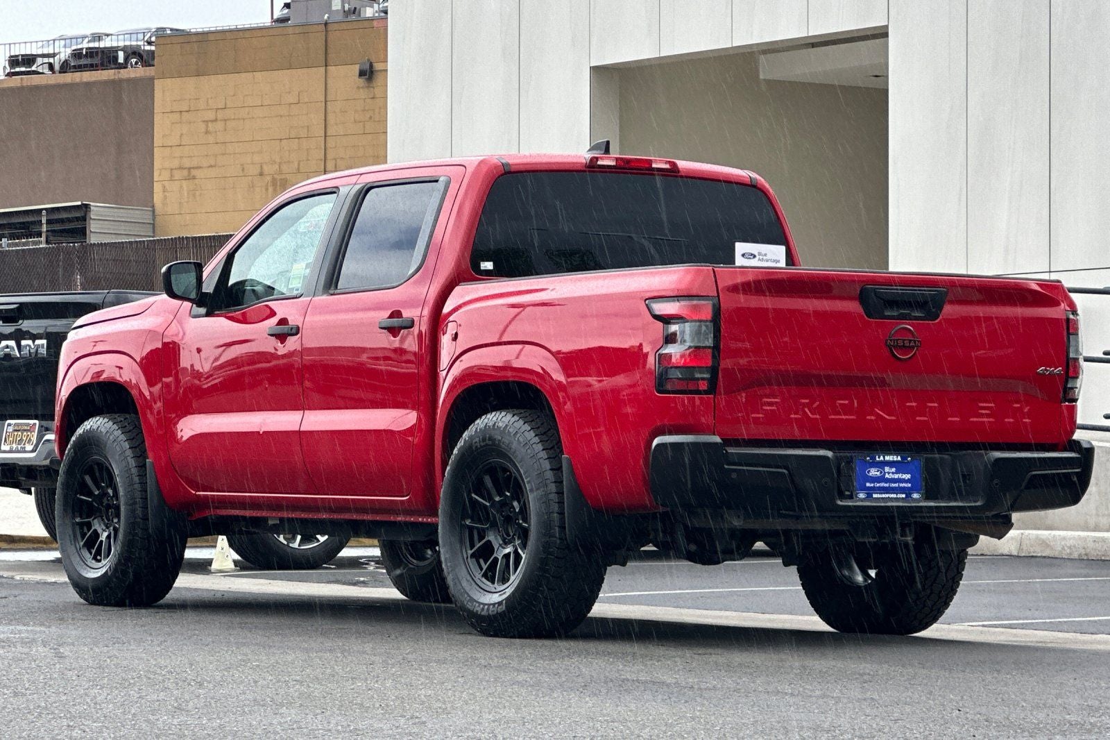 2022 Nissan Frontier S